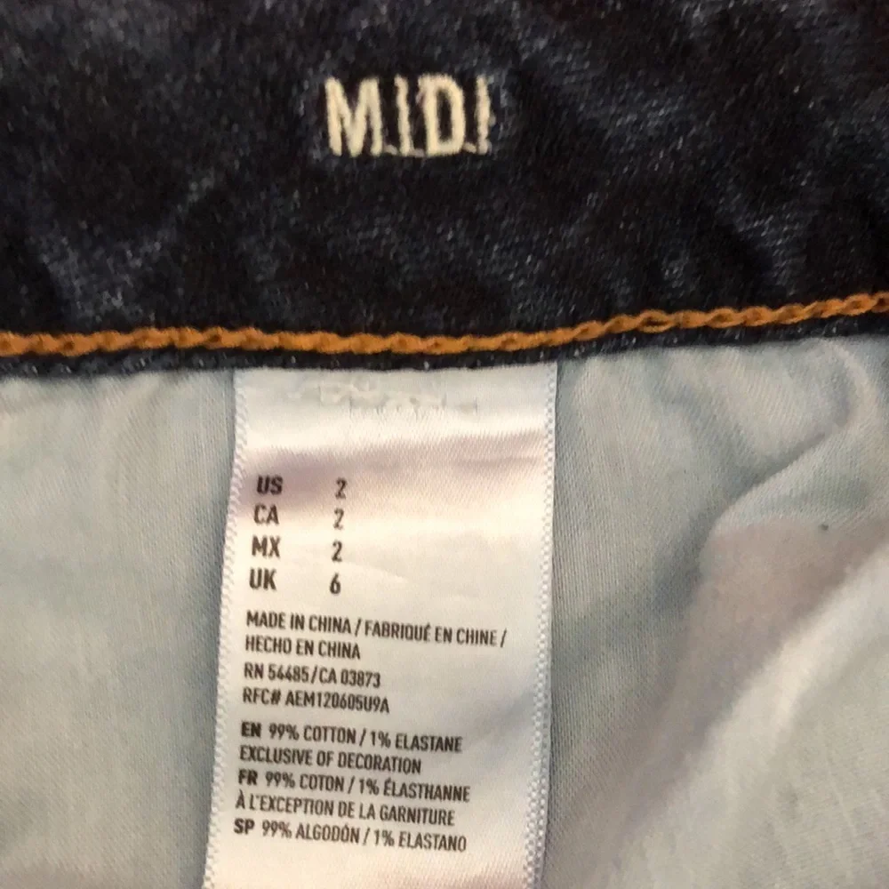 American Eagle jean shorts size 2 - Picture 4 of 4